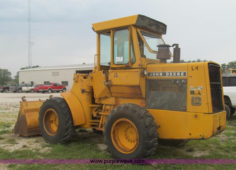 image for item I8974 1978 John Deere 444 wheel loader