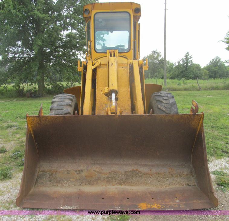 image for item I8974 1978 John Deere 444 wheel loader