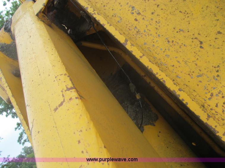 image for item I8974 1978 John Deere 444 wheel loader