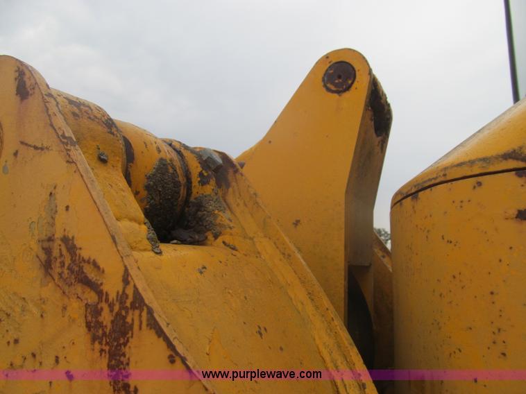 image for item I8974 1978 John Deere 444 wheel loader