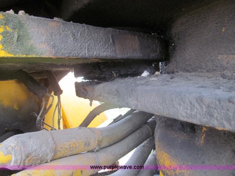 image for item I8974 1978 John Deere 444 wheel loader