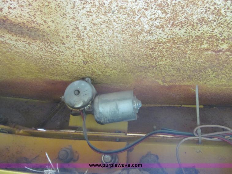 image for item I8974 1978 John Deere 444 wheel loader