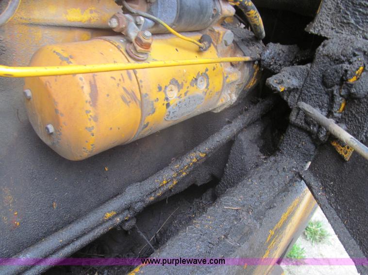 image for item I8974 1978 John Deere 444 wheel loader