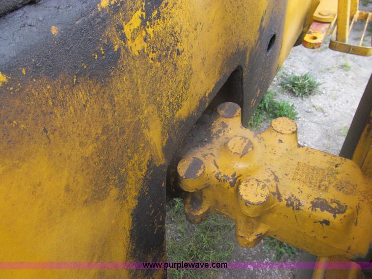 image for item I8974 1978 John Deere 444 wheel loader