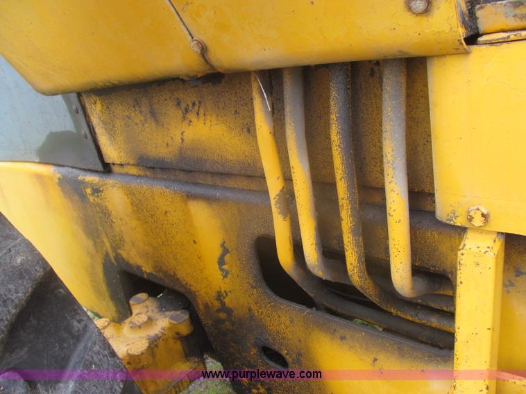 image for item I8974 1978 John Deere 444 wheel loader