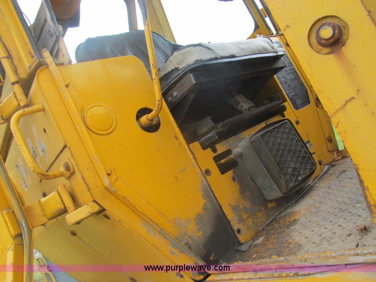 image for item I8974 1978 John Deere 444 wheel loader