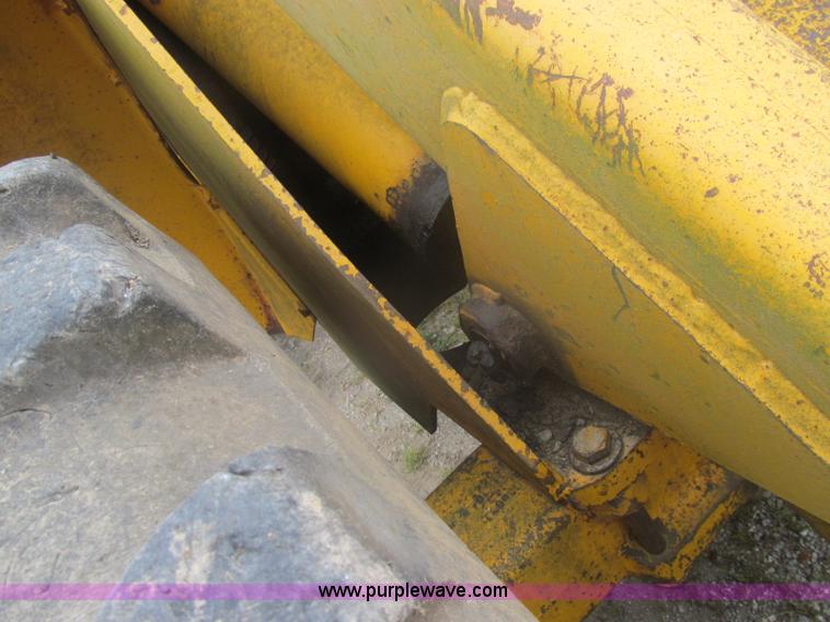 image for item I8974 1978 John Deere 444 wheel loader
