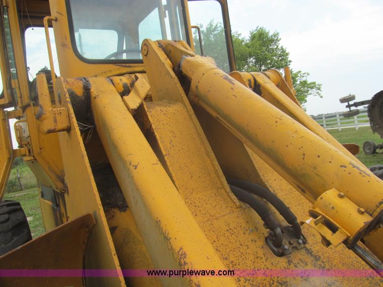 image for item I8974 1978 John Deere 444 wheel loader