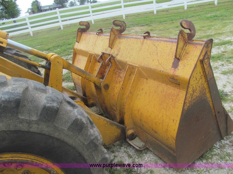 image for item I8974 1978 John Deere 444 wheel loader