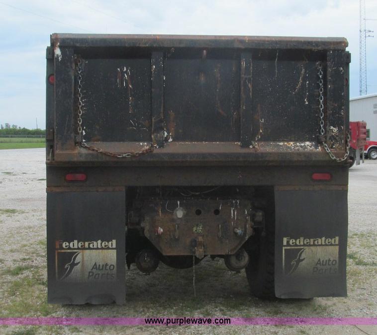 image for item I8975 1998 Freightliner FL70 dump truck