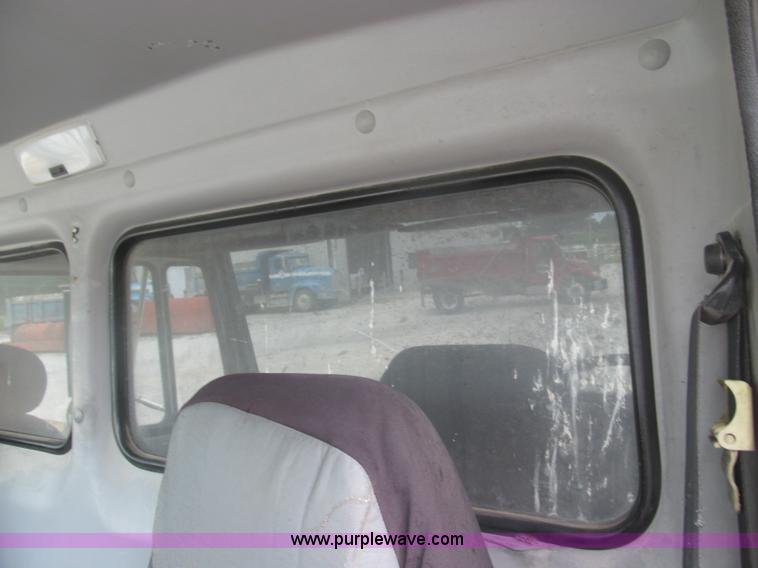 image for item I8975 1998 Freightliner FL70 dump truck