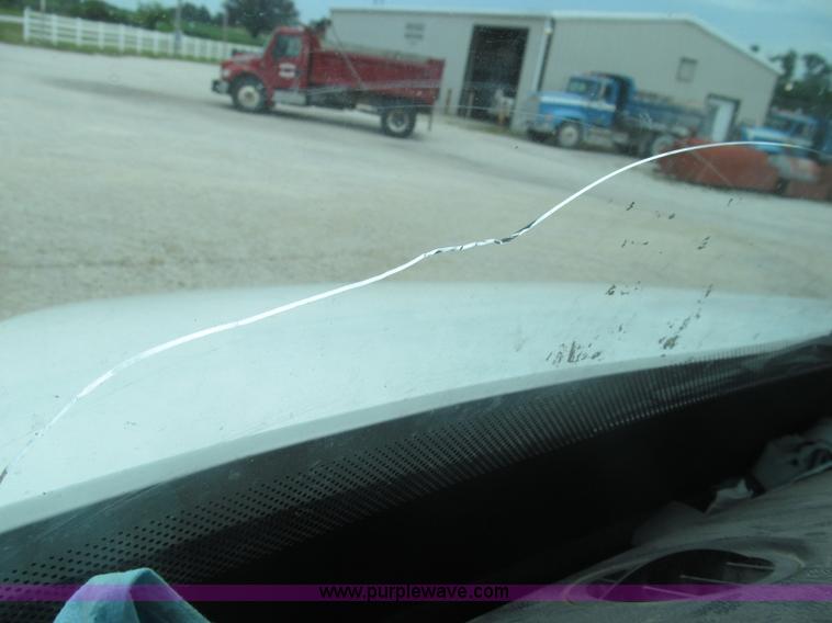 image for item I8975 1998 Freightliner FL70 dump truck