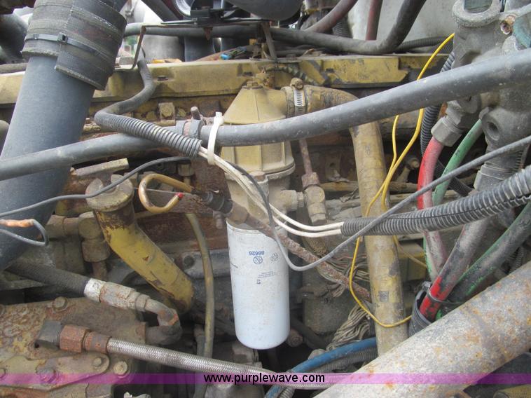 image for item I8975 1998 Freightliner FL70 dump truck