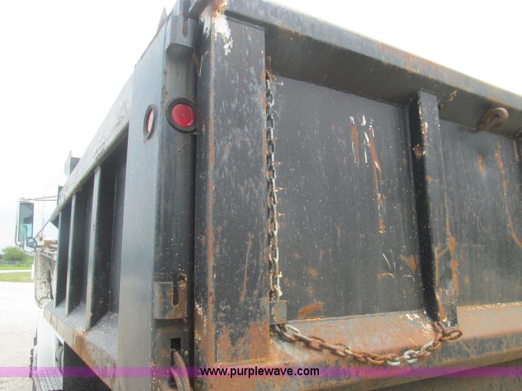 image for item I8975 1998 Freightliner FL70 dump truck