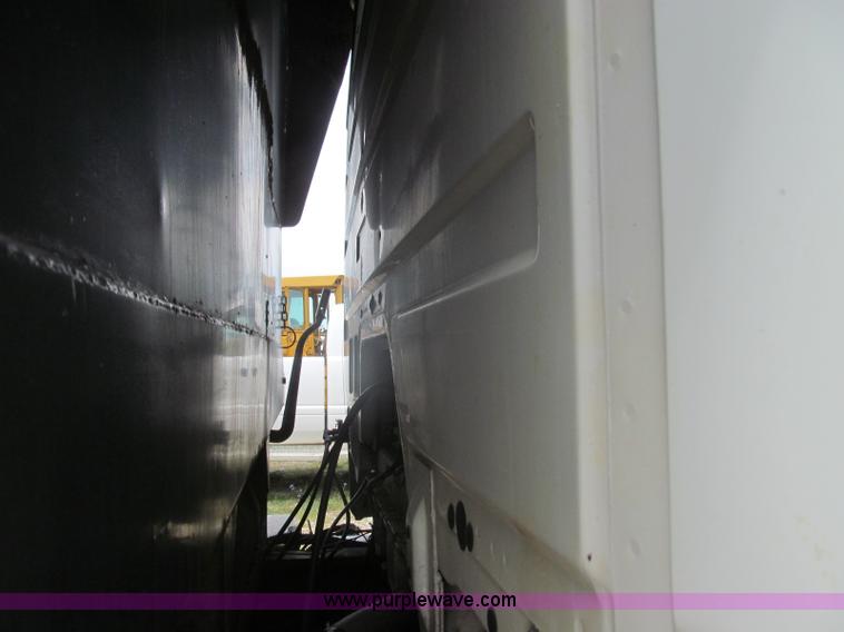 image for item I8975 1998 Freightliner FL70 dump truck