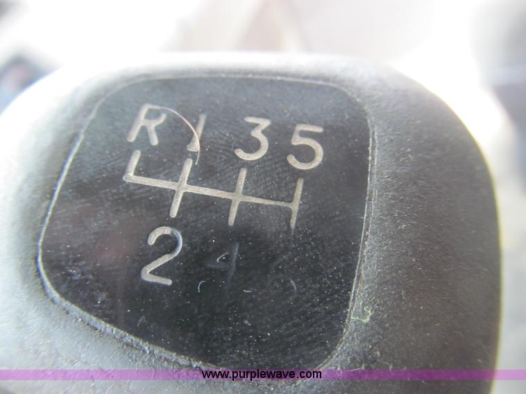 image for item I8975 1998 Freightliner FL70 dump truck