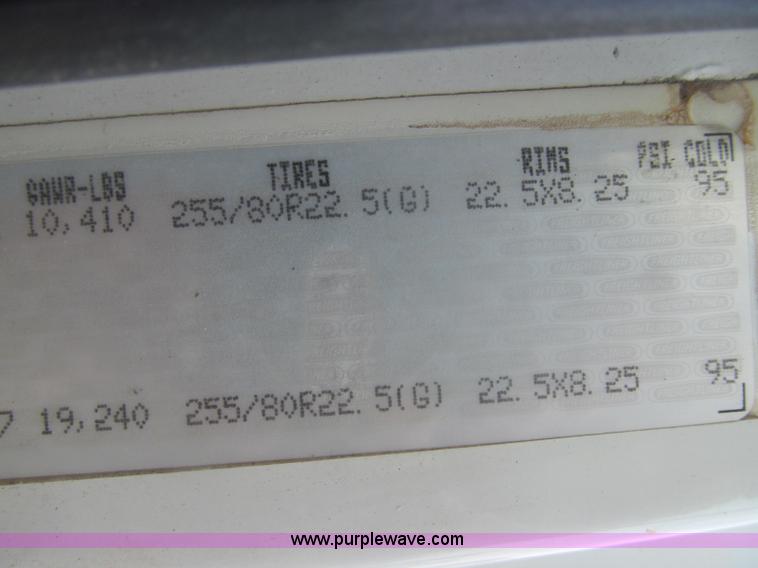 image for item I8975 1998 Freightliner FL70 dump truck