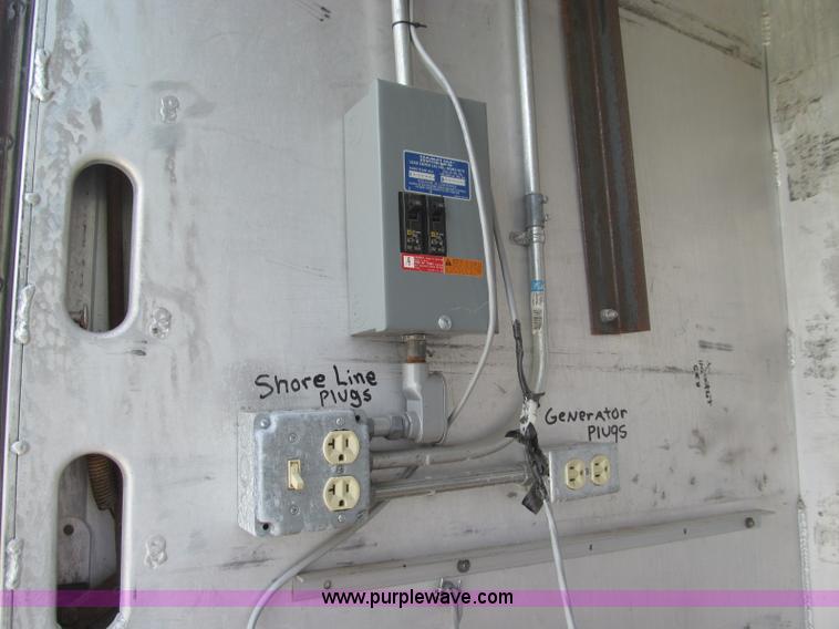 image for item I8987 1973 GMC C65 utility truck