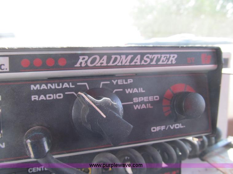 image for item I8987 1973 GMC C65 utility truck