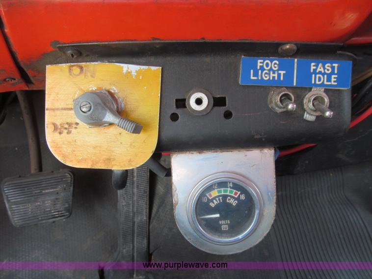 image for item I8987 1973 GMC C65 utility truck