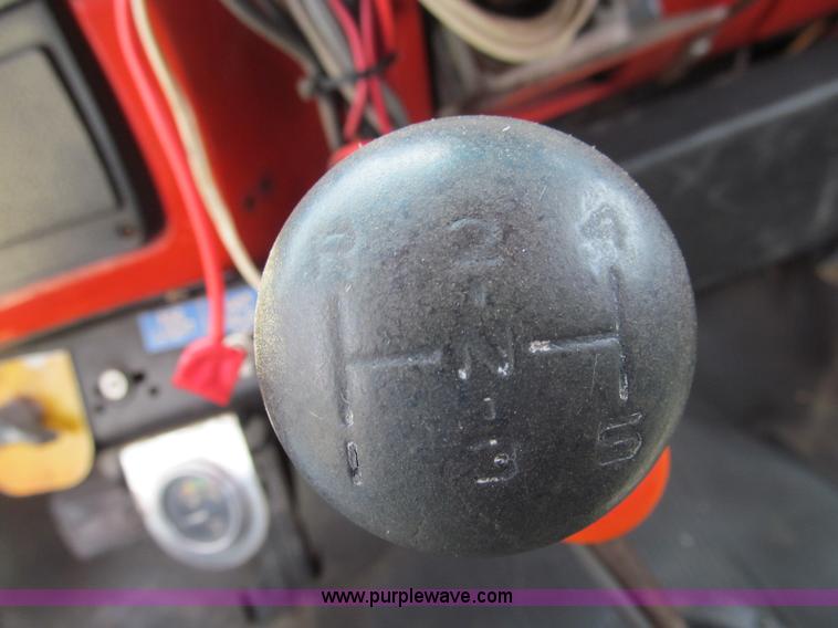 image for item I8987 1973 GMC C65 utility truck