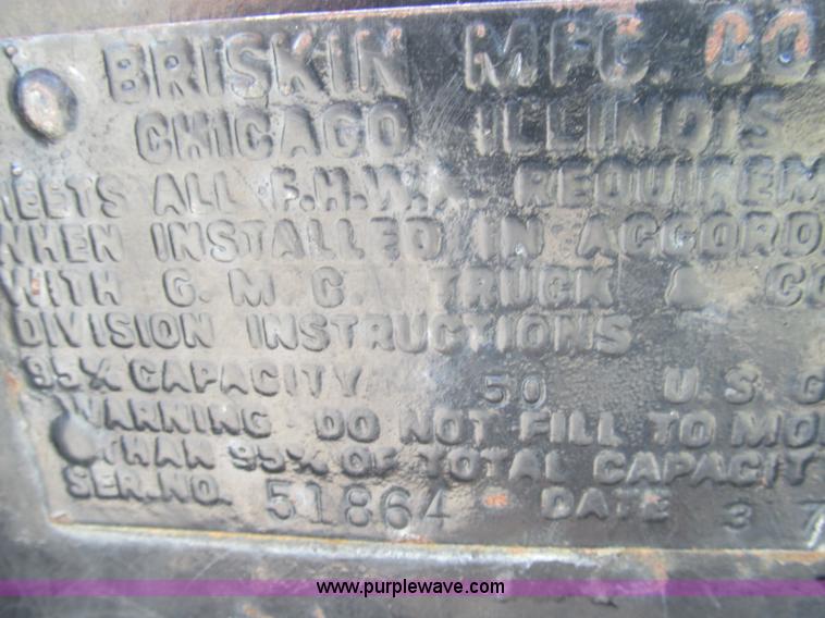 image for item I8987 1973 GMC C65 utility truck