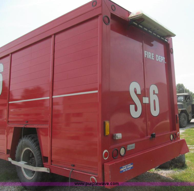 image for item I8987 1973 GMC C65 utility truck