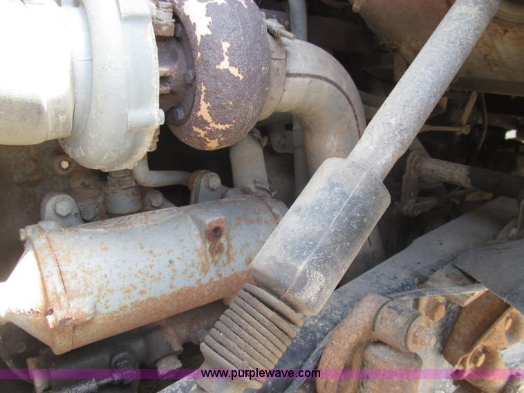 image for item I8996 1987 Ford LN8000 dump truck