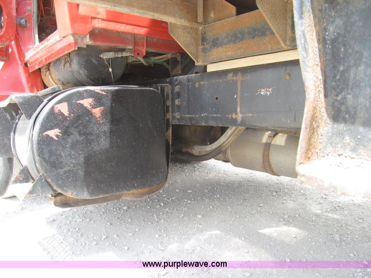 image for item I8996 1987 Ford LN8000 dump truck