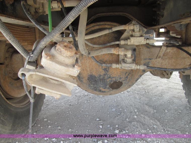 image for item I8996 1987 Ford LN8000 dump truck