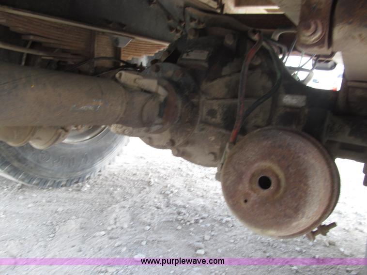 image for item I8996 1987 Ford LN8000 dump truck