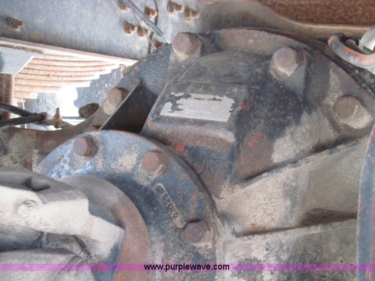 image for item I8996 1987 Ford LN8000 dump truck