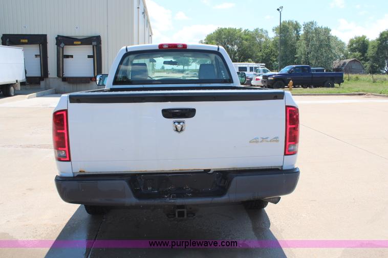 image for item J1010 2006 Dodge Ram 1500 pickup truck