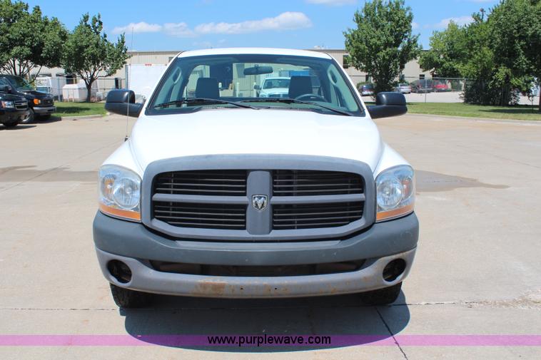 image for item J1010 2006 Dodge Ram 1500 pickup truck
