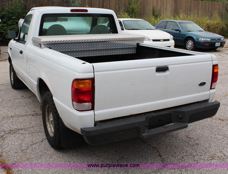 image for item J1029 1999 Ford Ranger pickup truck