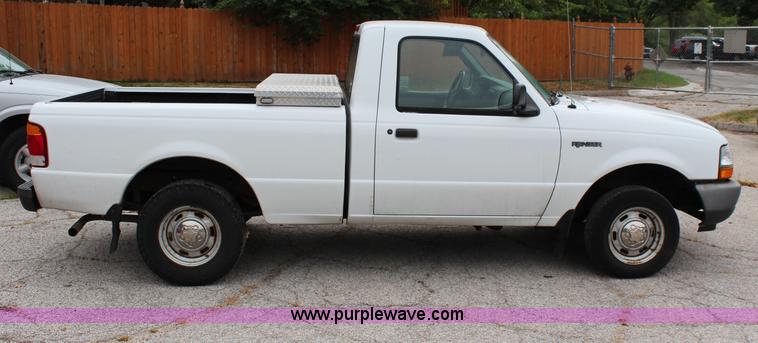 image for item J1029 1999 Ford Ranger pickup truck