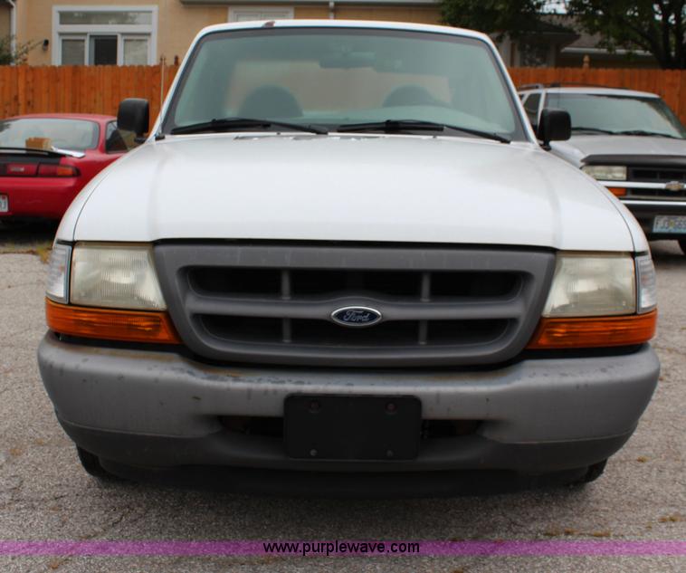 image for item J1029 1999 Ford Ranger pickup truck