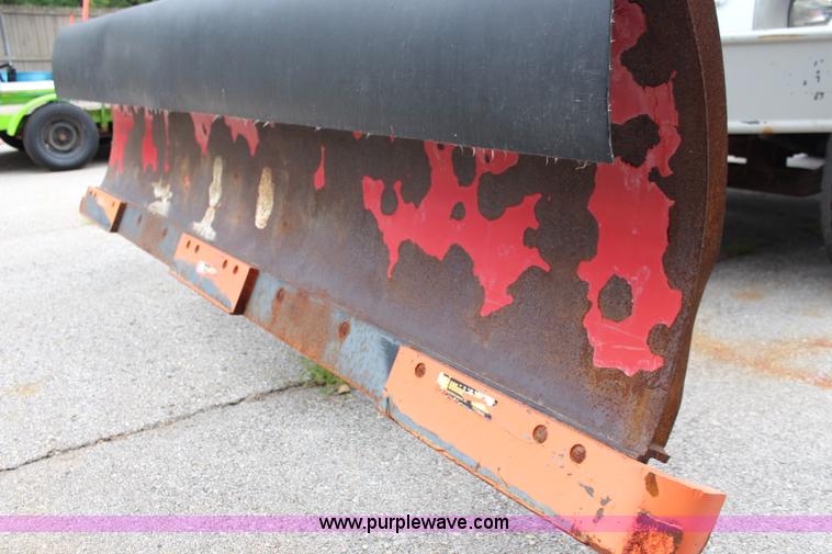 image for item J1031 2000 International 4900 dump truck