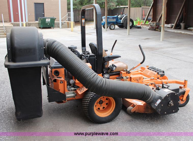 image for item J1032 2008 Scag Turf Tiger ZTR lawn mower