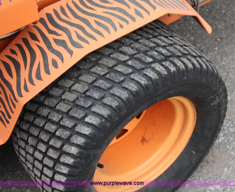 image for item J1032 2008 Scag Turf Tiger ZTR lawn mower