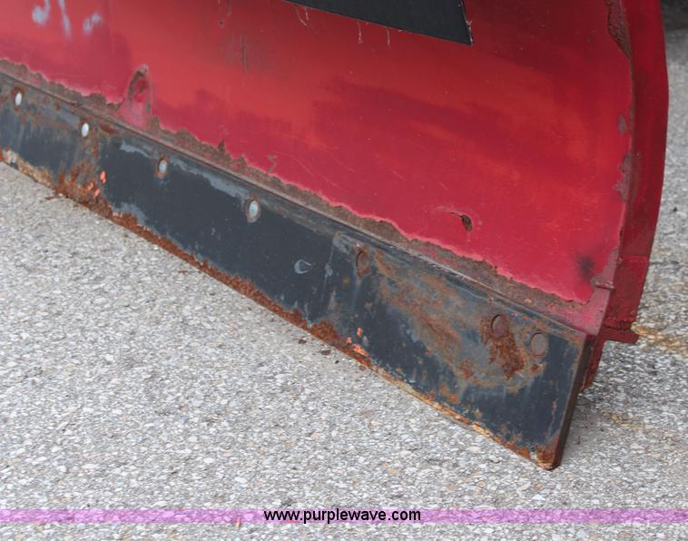 image for item J1033 2001 International 4900 dump truck