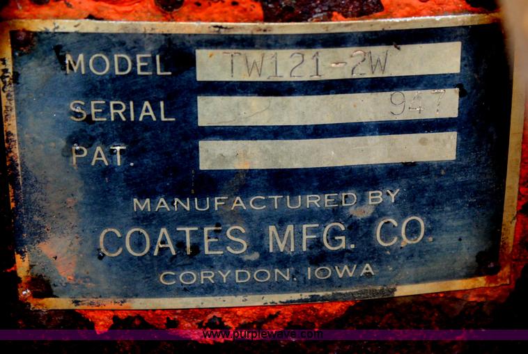 image for item J1033 2001 International 4900 dump truck