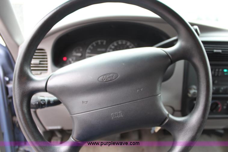image for item J1130 1997 Ford Explorer XL SUV