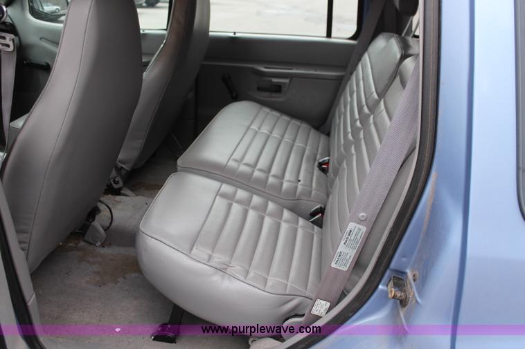 image for item J1130 1997 Ford Explorer XL SUV