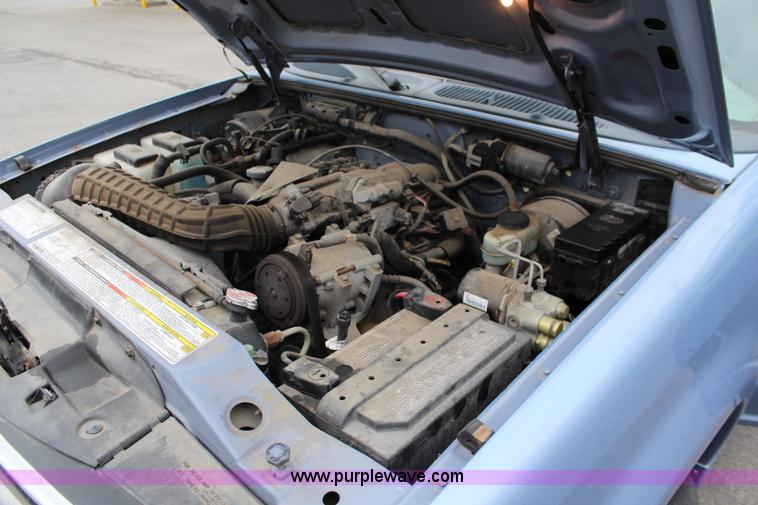 image for item J1130 1997 Ford Explorer XL SUV