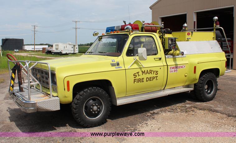 image for item J1145 1977 Chevrolet Custom Deluxe 30 fire truck