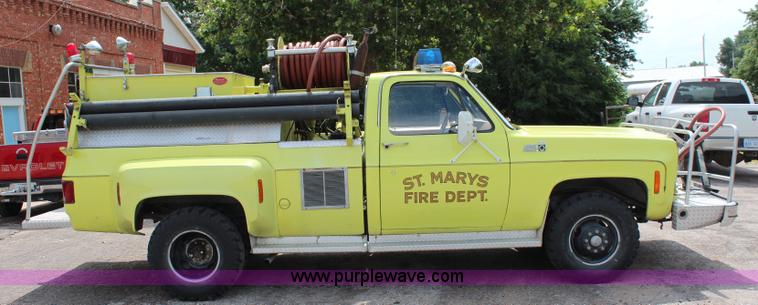 image for item J1145 1977 Chevrolet Custom Deluxe 30 fire truck