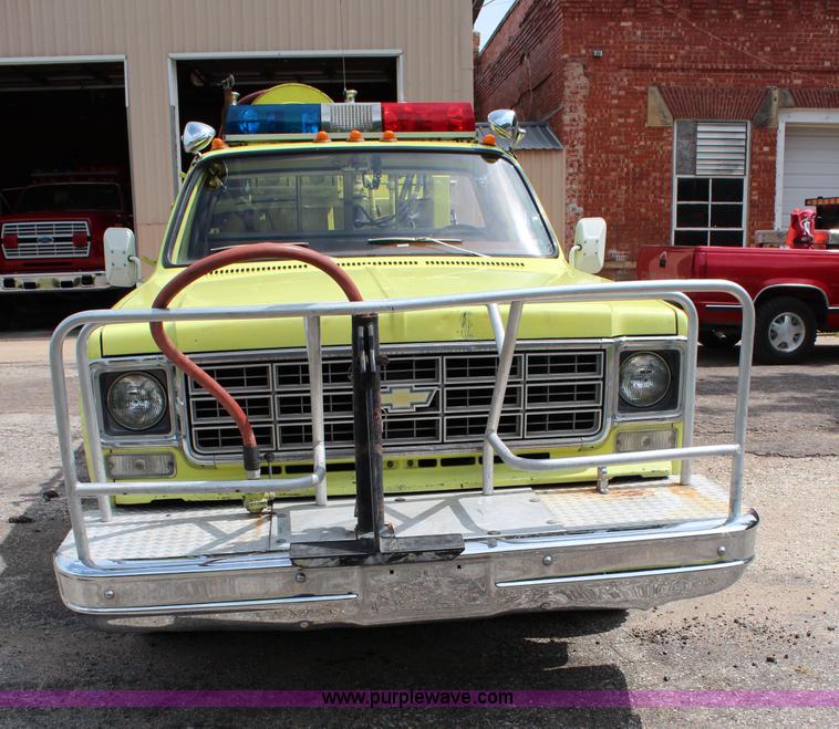 image for item J1145 1977 Chevrolet Custom Deluxe 30 fire truck