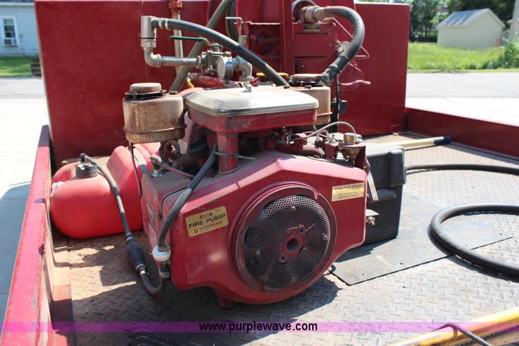 image for item J2161 1988 Chevrolet Cheyenne 3500 flatbed truck