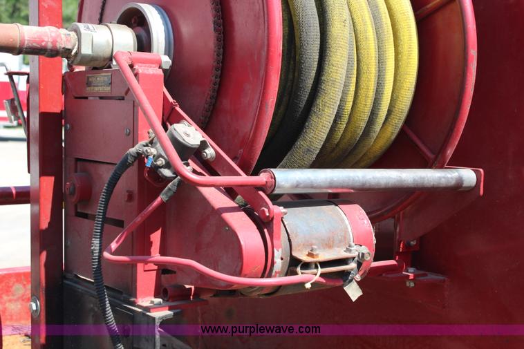 image for item J2161 1988 Chevrolet Cheyenne 3500 flatbed truck